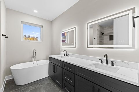 Tiny photo for 338 S Ohio Avenue, Columbus, OH 43205 (MLS # 225039670)