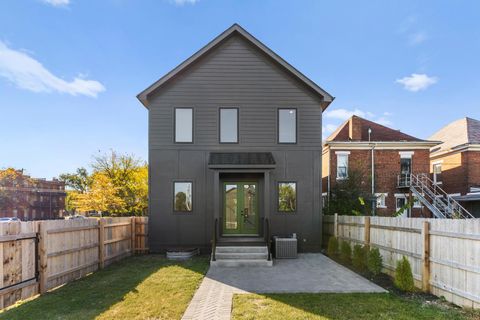 Tiny photo for 338 S Ohio Avenue, Columbus, OH 43205 (MLS # 225039670)
