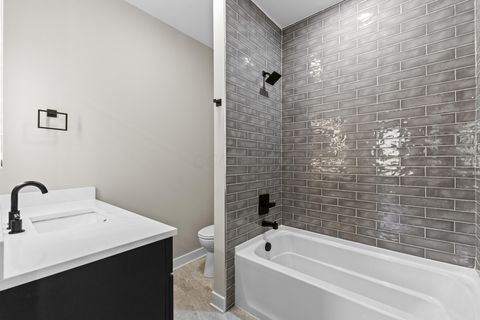 Tiny photo for 338 S Ohio Avenue, Columbus, OH 43205 (MLS # 225039670)