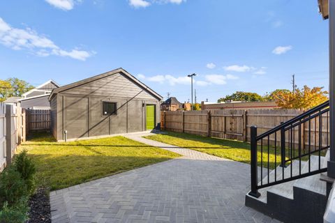 Tiny photo for 338 S Ohio Avenue, Columbus, OH 43205 (MLS # 225039670)