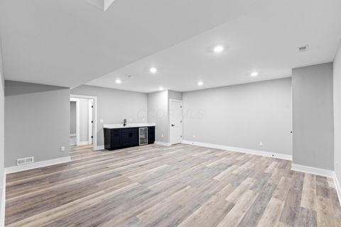 Tiny photo for 338 S Ohio Avenue, Columbus, OH 43205 (MLS # 225039670)