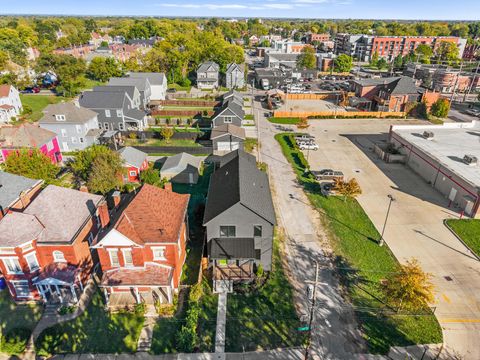 Tiny photo for 338 S Ohio Avenue, Columbus, OH 43205 (MLS # 225039670)
