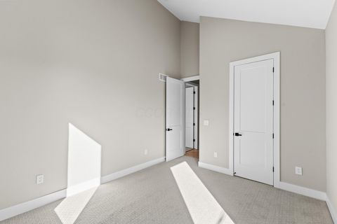 Tiny photo for 338 S Ohio Avenue, Columbus, OH 43205 (MLS # 225039670)