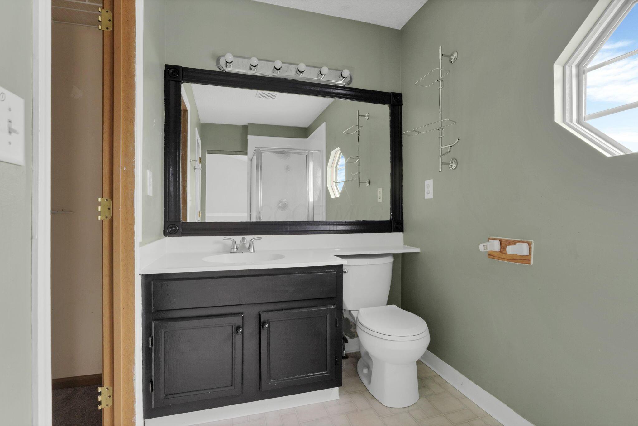 6446 Berry Pond Way, Canal Winchester, Ohio image 35