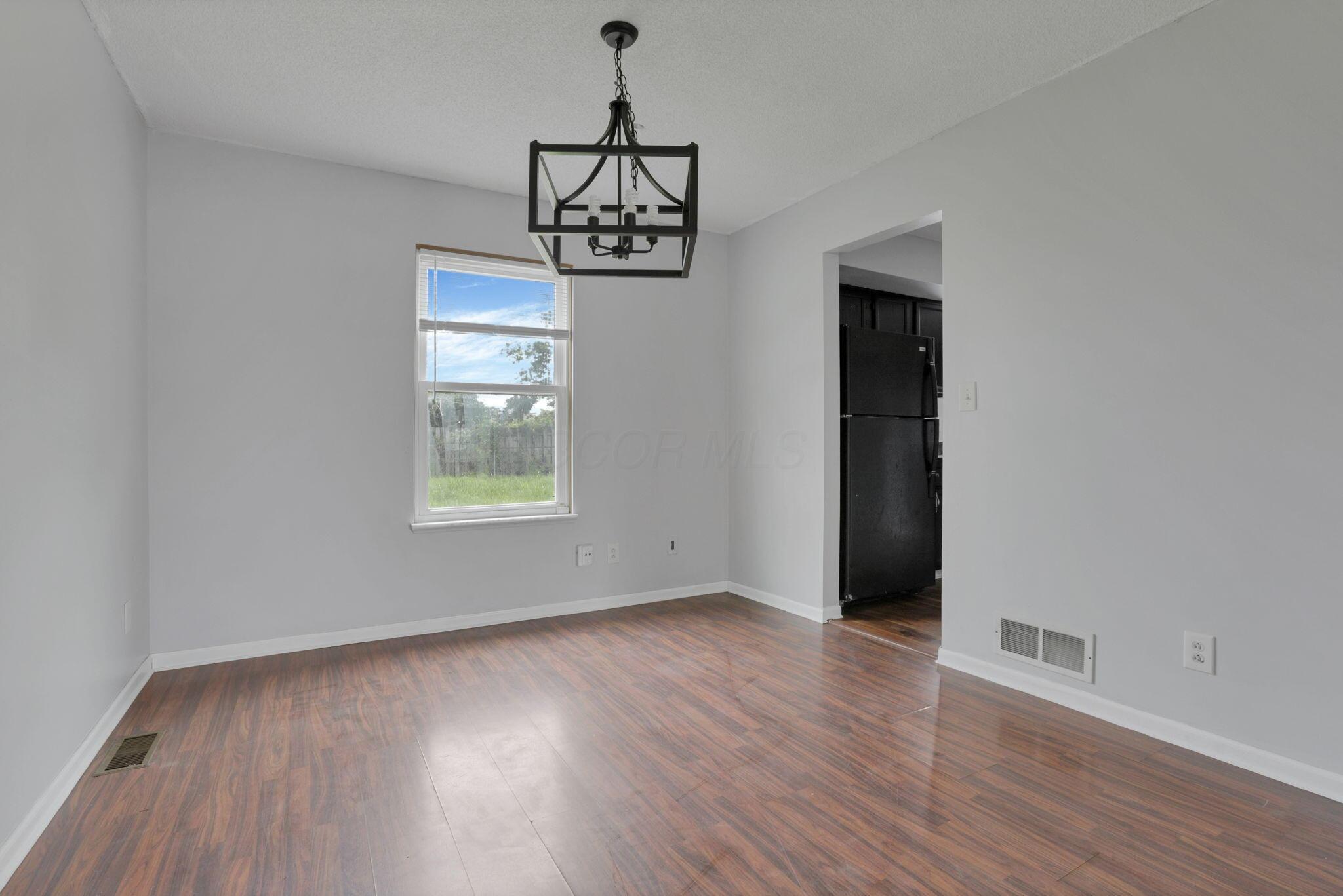6446 Berry Pond Way, Canal Winchester, Ohio image 11