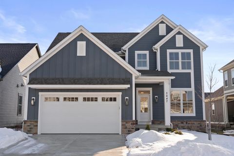 Photo of 3647 Kassidy Drive, Grove City, OH 43123 (MLS # 226004404)