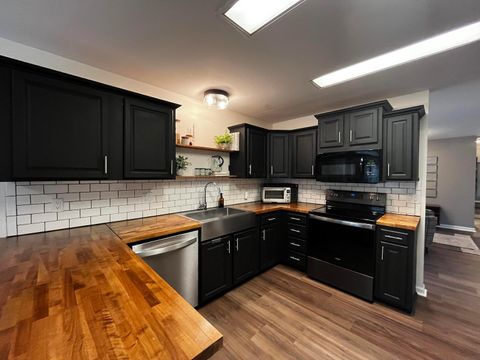 Tiny photo for 398 Burr Oak Road, Chillicothe, OH 45601 (MLS # 225045344)