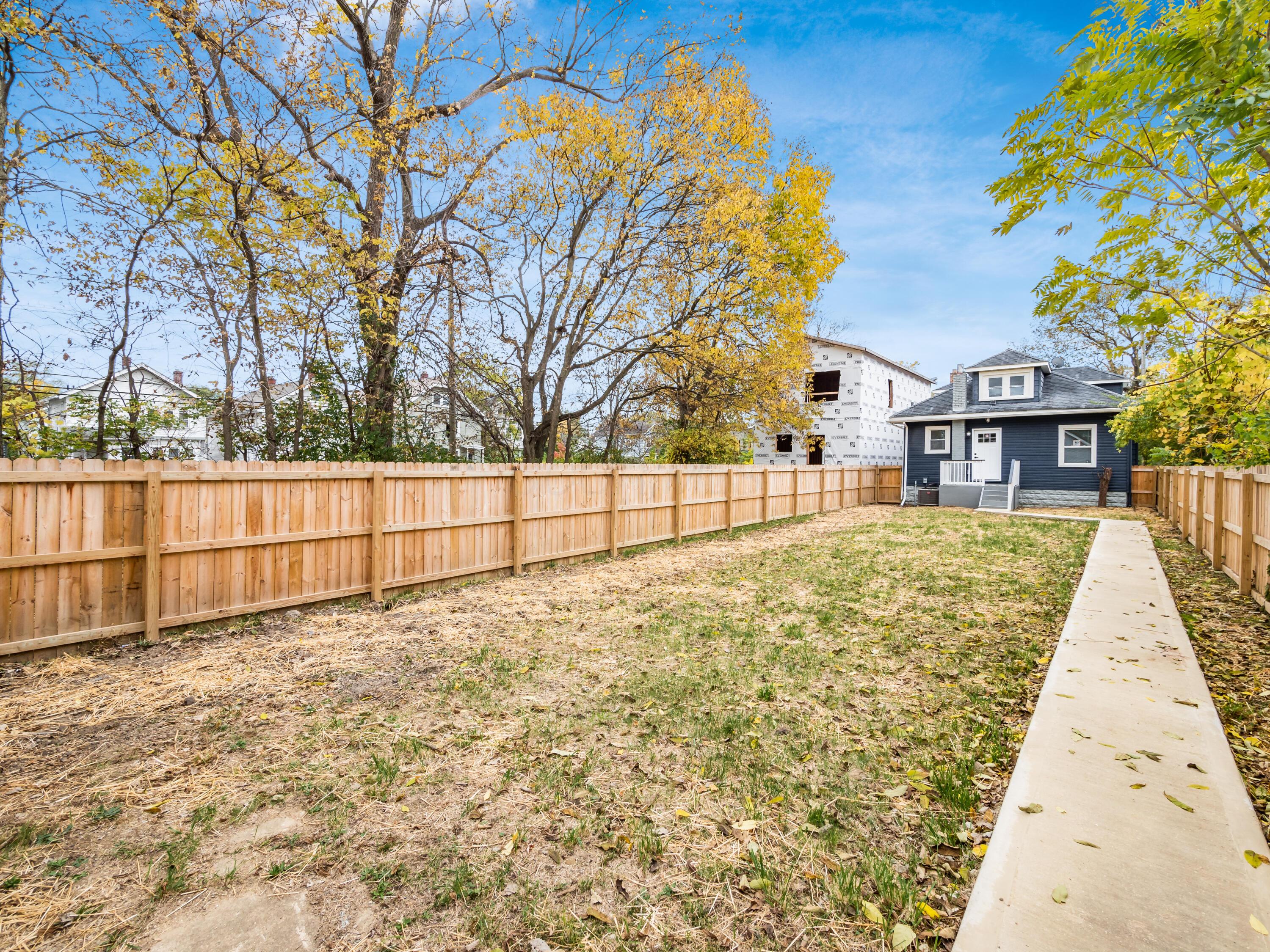 1586 Kent Street, Columbus, Ohio image 38