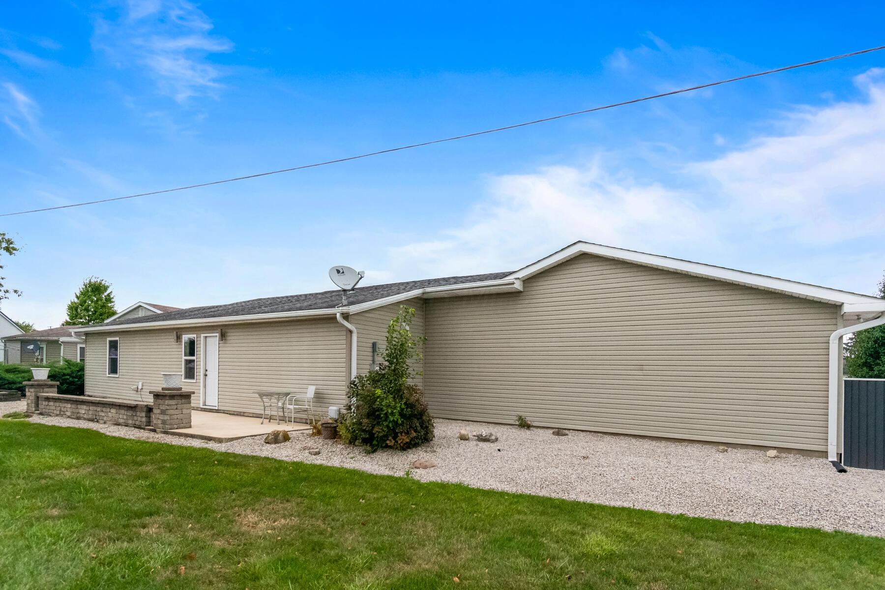 1267 N Dundee Trail, Bucyrus, Ohio image 7