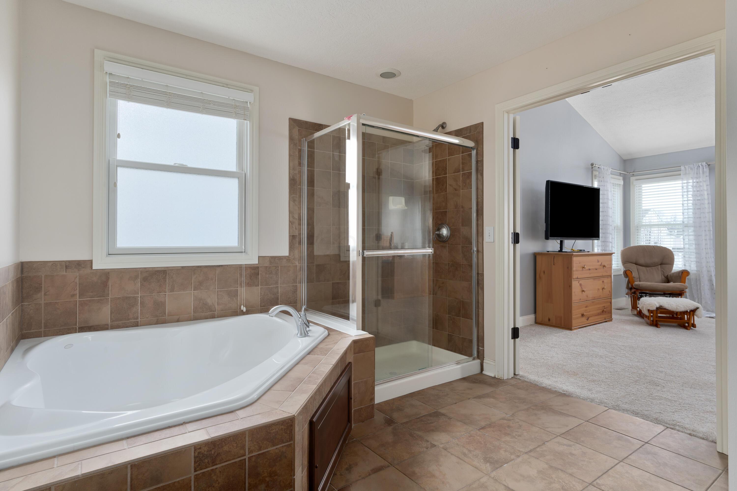636 Stallion Way, Marysville, Ohio image 28
