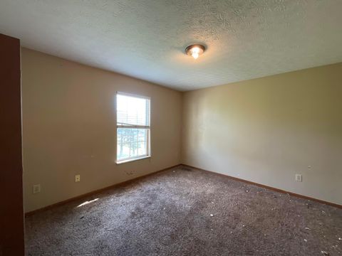 Tiny photo for 102 Grove Run Road, Commercial Point, OH 43116 (MLS # 225040985)