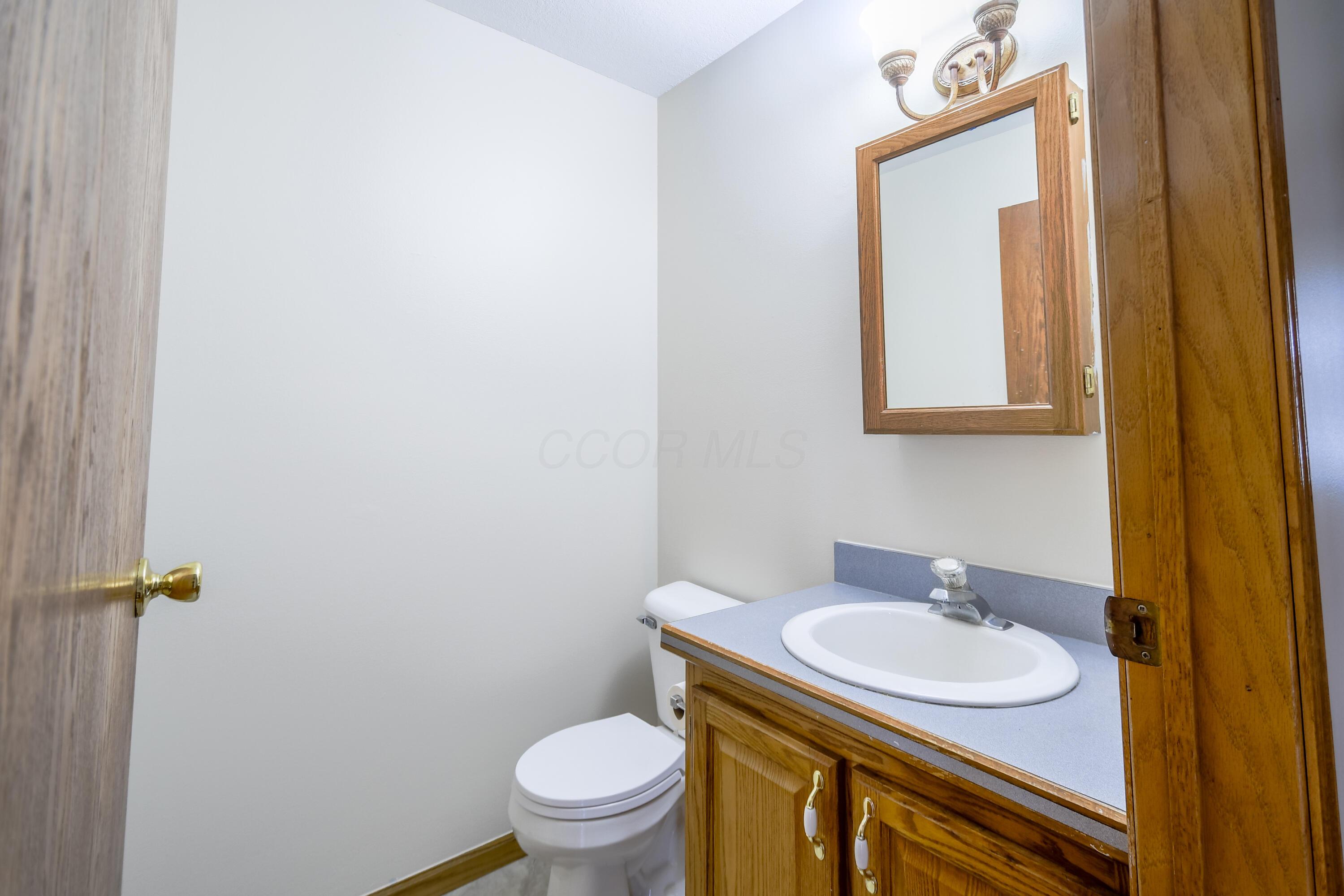 6900 Weldon Road, Plain City, Ohio image 10