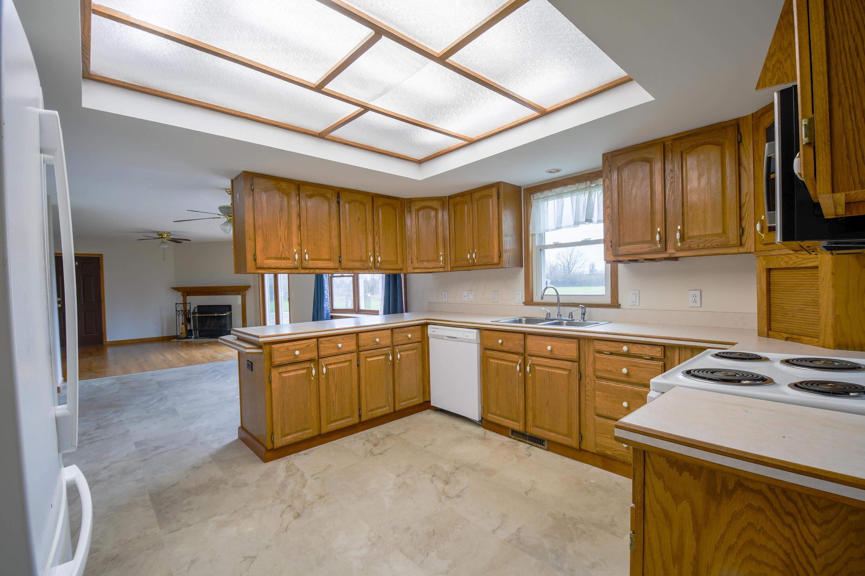 6900 Weldon Road, Plain City, Ohio image 7