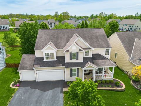 Photo of 4453 Pleasant View Loop, Powell, OH 43065 (MLS # 226014217)