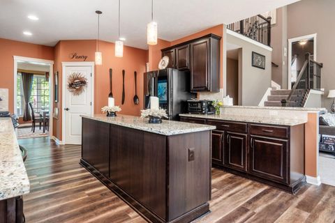 Tiny photo for 4453 Pleasant View Loop, Powell, OH 43065 (MLS # 226014217)