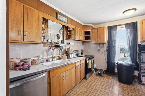 Tiny photo for 113 N Oakland Avenue 49 #49, Washington Court House, OH 43160 (MLS # 226001827)