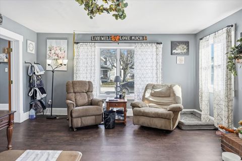 Tiny photo for 113 N Oakland Avenue 49 #49, Washington Court House, OH 43160 (MLS # 226001827)