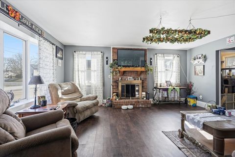 Tiny photo for 113 N Oakland Avenue 49 #49, Washington Court House, OH 43160 (MLS # 226001827)