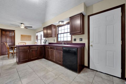 Tiny photo for 89 Alton Darby Creek Road, Galloway, OH 43119 (MLS # 226012773)