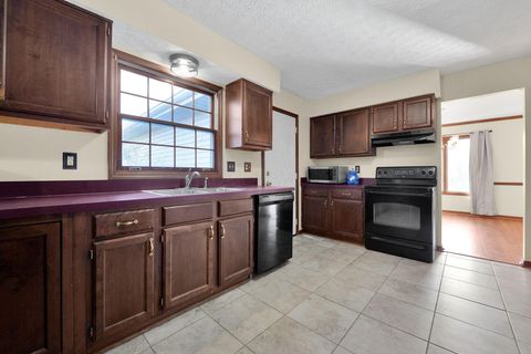 Tiny photo for 89 Alton Darby Creek Road, Galloway, OH 43119 (MLS # 226012773)