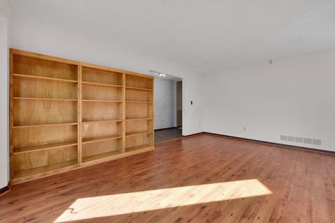 Tiny photo for 89 Alton Darby Creek Road, Galloway, OH 43119 (MLS # 226012773)