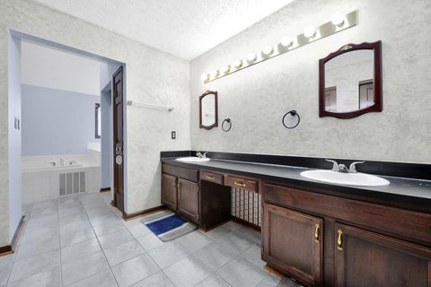 Tiny photo for 89 Alton Darby Creek Road, Galloway, OH 43119 (MLS # 226012773)