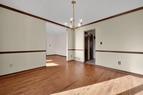 Tiny photo for 89 Alton Darby Creek Road, Galloway, OH 43119 (MLS # 226012773)