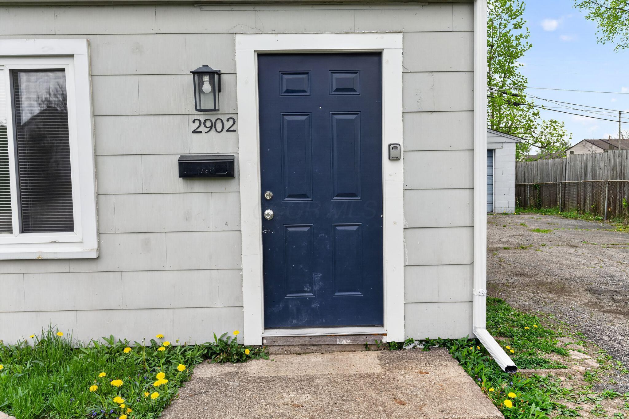 2902 Northglen Drive