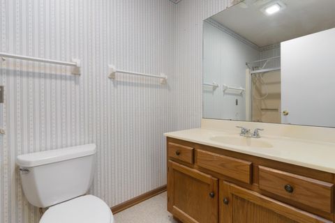 Tiny photo for 3941 Karl Road 326 #326, Columbus, OH 43224 (MLS # 226003224)