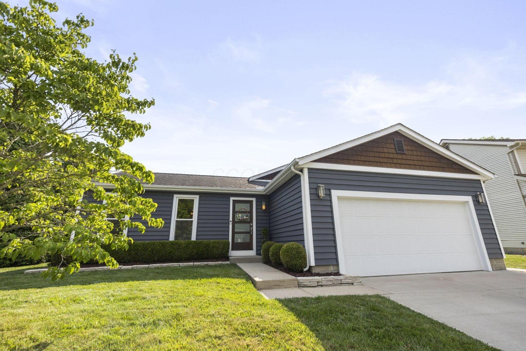 Photo of 5497 Shannon Heights Boulevard, Dublin, OH 43016 (MLS # 226025316)