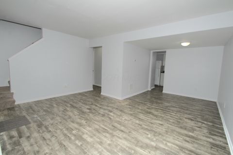 Tiny photo for 4106 Cherry Orchard Lane, Columbus, OH 43230 (MLS # 226000180)