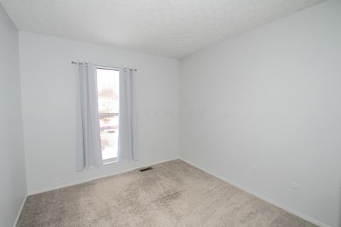 Tiny photo for 4106 Cherry Orchard Lane, Columbus, OH 43230 (MLS # 226000180)