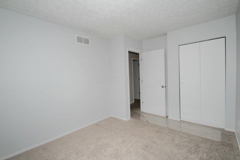 Tiny photo for 4106 Cherry Orchard Lane, Columbus, OH 43230 (MLS # 226000180)