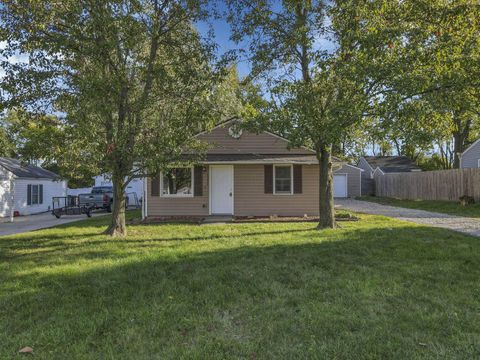Photo of 2875 Lowell Drive, Columbus, OH 43204 (MLS # 225040128)