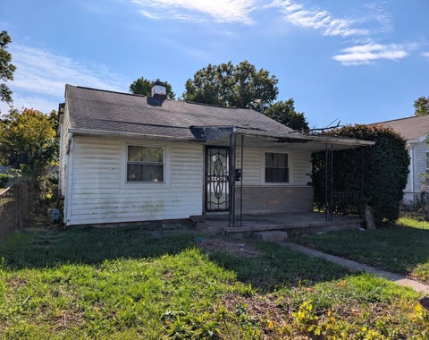 Photo of 2189 Margaret Avenue, Columbus, OH 43219 (MLS # 226038585)