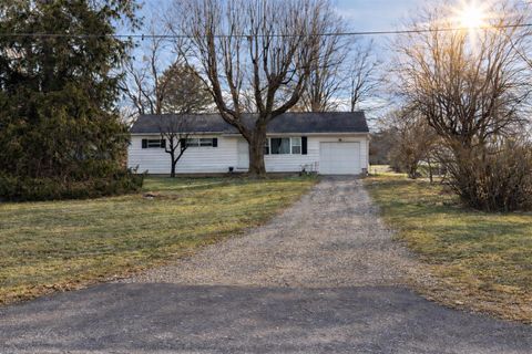 Photo of 9257 Lancaster Road SW, Hebron, OH 43025 (MLS # 226002088)