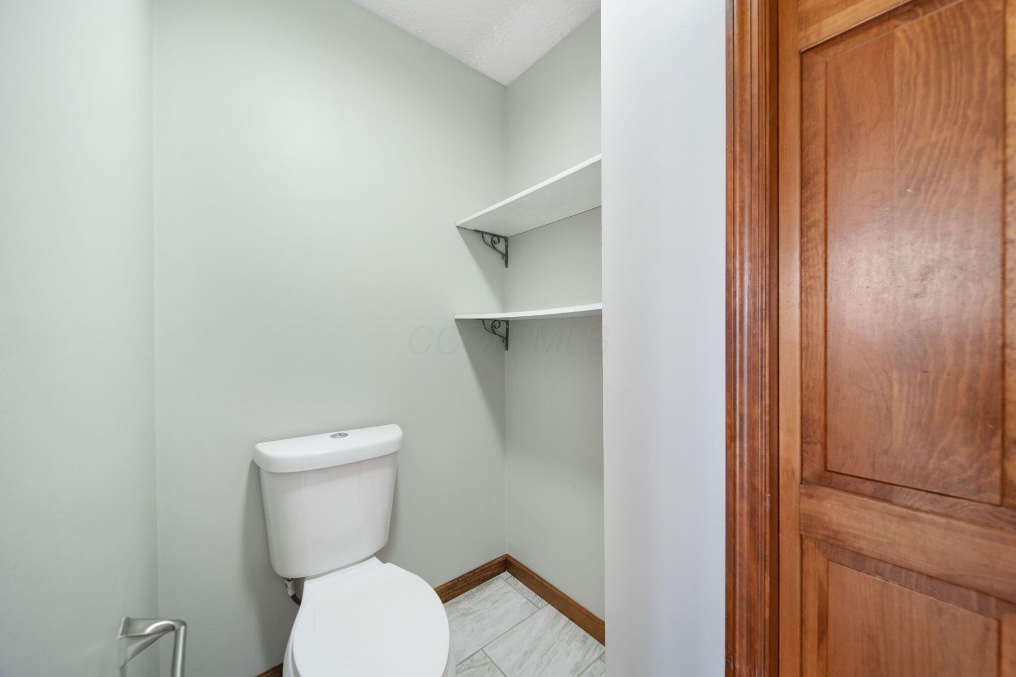 5583 Durrett Road, Orient, Ohio image 22