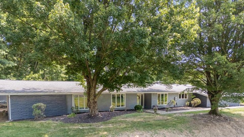 Photo for 815 Jonathan Lane