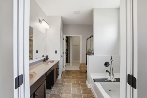 Tiny photo for 8515 Mallard Circle, Plain City, OH 43064 (MLS # 226014107)