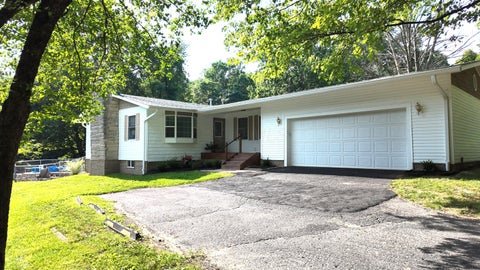Photo of 1401 N High Street, Lancaster, OH 43130 (MLS # 226025902)
