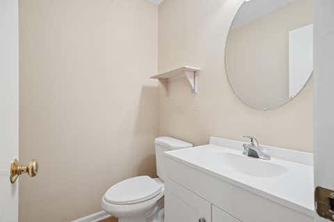 Tiny photo for 5638 Hatton Court, Hilliard, OH 43026 (MLS # 226030292)