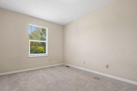 Tiny photo for 5638 Hatton Court, Hilliard, OH 43026 (MLS # 226030292)