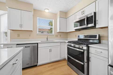 Tiny photo for 5638 Hatton Court, Hilliard, OH 43026 (MLS # 226030292)