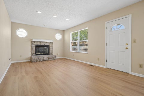 Tiny photo for 5638 Hatton Court, Hilliard, OH 43026 (MLS # 226030292)
