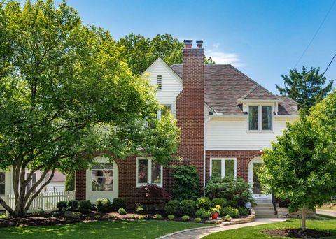 Photo of 4457 Rosemary Parkway, Columbus, OH 43214 (MLS # 226015513)