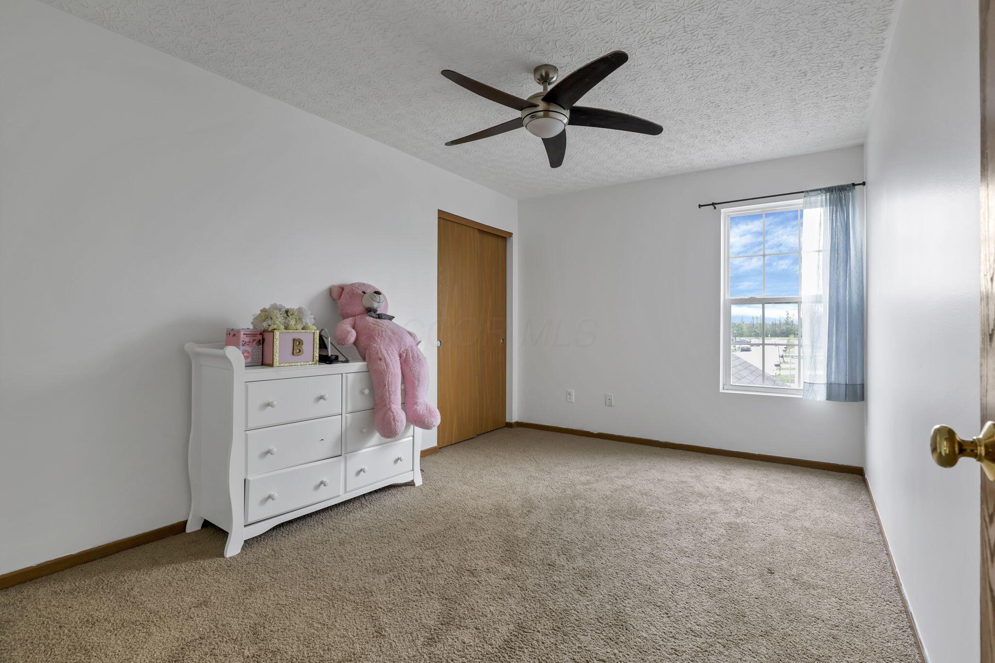 3728 Fountain Cove Lane, Grove City, Ohio image 22