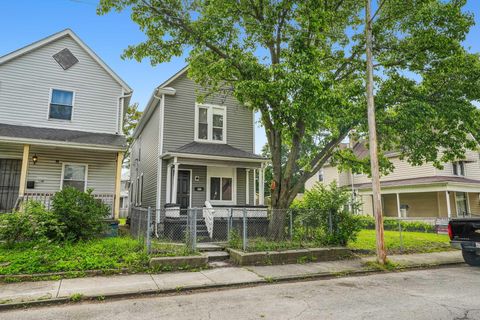 Photo of 112 S Cypress Avenue, Columbus, OH 43222 (MLS # 225018750)