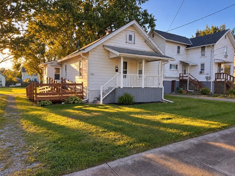 Photo of 403 5th Avenue, Mansfield, OH 44905 (MLS # 226038018)
