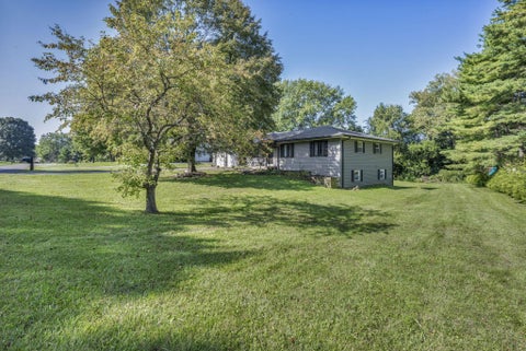 Photo of 13811 Carriage Lane NW, Pickerington, OH 43147 (MLS # 226032385)
