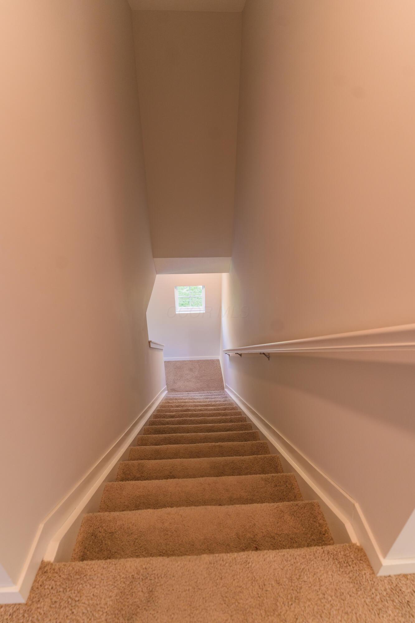 250 Sterndale Drive, Pickerington, Ohio image 32